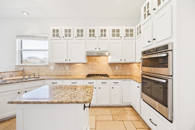 2808 Buena Vista Court, Carrollton, TX 75007