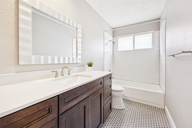 2808 Buena Vista Court, Carrollton, TX 75007