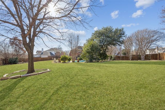 2808 Buena Vista Court, Carrollton, TX 75007