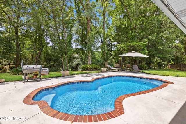 115 Bunker Hill Drive, Carencro, LA 70520