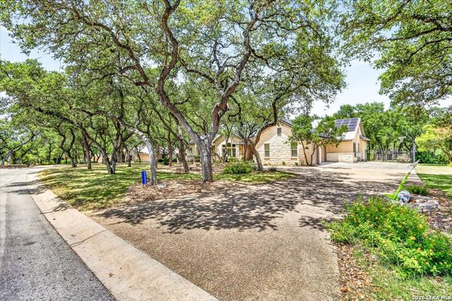 22008 Senna Hills Drive, San Antonio, TX 78266
