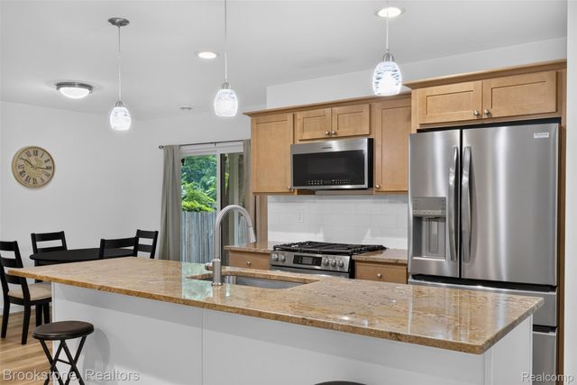 49050 Fuller Road, Chesterfield Township, MI 48051