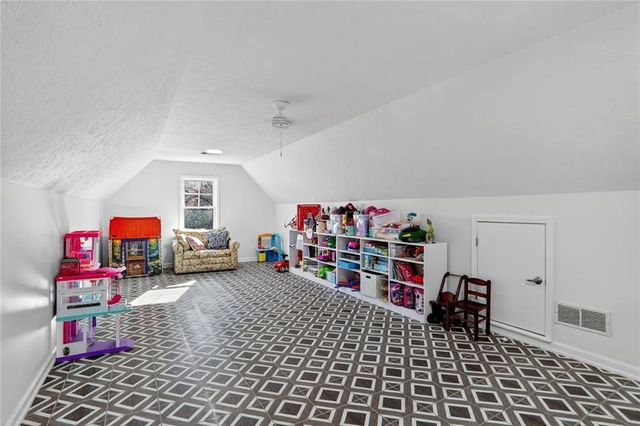 2462 Midvale Forest Drive, Tucker, GA 30084