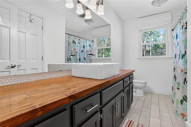 2462 Midvale Forest Drive, Tucker, GA 30084