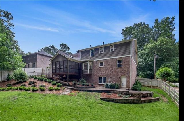 2462 Midvale Forest Drive, Tucker, GA 30084