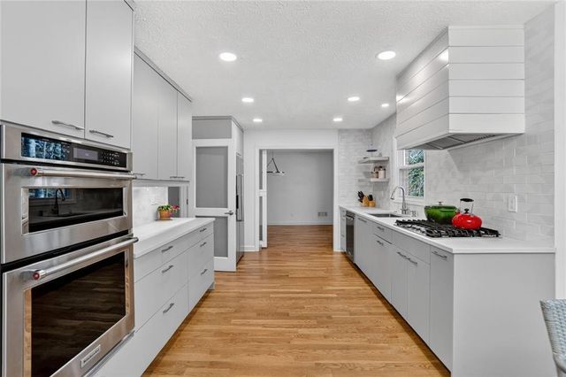 2462 Midvale Forest Drive, Tucker, GA 30084