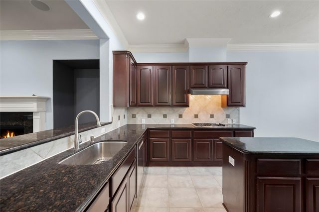 3019 Royal Oaks Grove, Houston, TX 77082