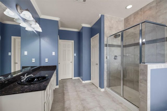 3019 Royal Oaks Grove, Houston, TX 77082