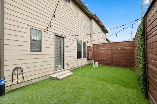 3019 Royal Oaks Grove, Houston, TX 77082