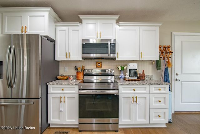 151 Mount Moriah Blvd, Rineyville, KY 40162