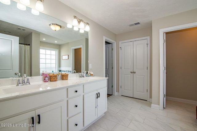 151 Mount Moriah Blvd, Rineyville, KY 40162