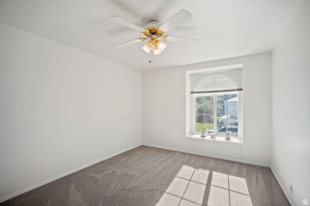 5554 S EDGEBERRY DR, Murray, UT 84123