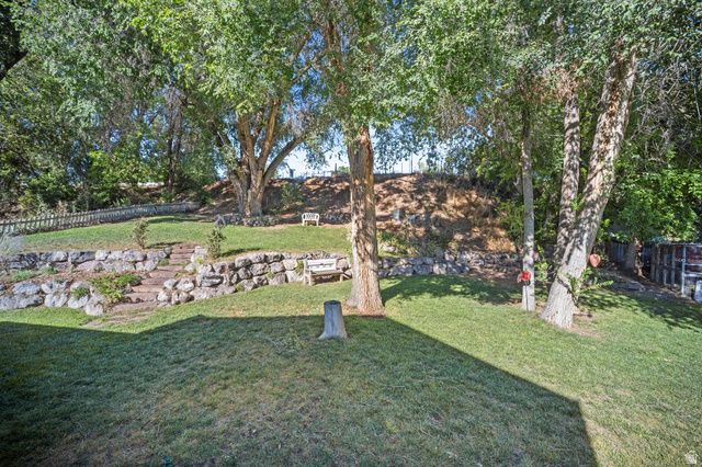 5554 S EDGEBERRY DR, Murray, UT 84123