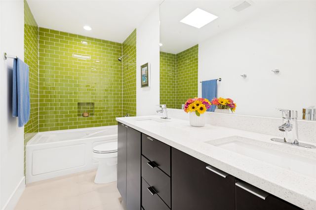 3923 Weeburn Drive, Dallas, TX 75229