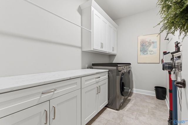 26364 Woodfield Drive, Athens, AL 35613