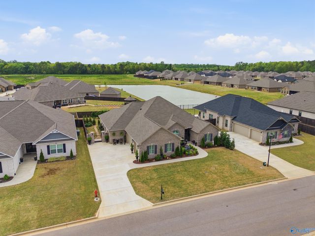 26364 Woodfield Drive, Athens, AL 35613