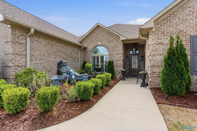 26364 Woodfield Drive, Athens, AL 35613