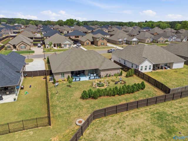 26364 Woodfield Drive, Athens, AL 35613