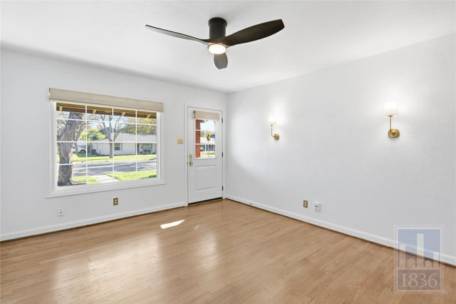 8324 Burrell DR, Austin, TX 78757