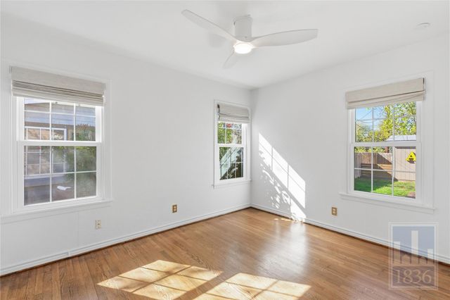 8324 Burrell DR, Austin, TX 78757