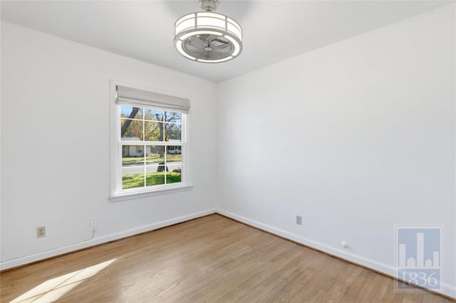 8324 Burrell DR, Austin, TX 78757