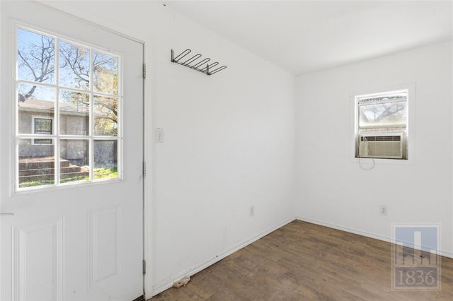 8324 Burrell DR, Austin, TX 78757