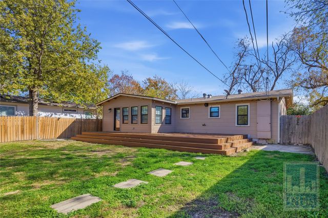 8324 Burrell DR, Austin, TX 78757