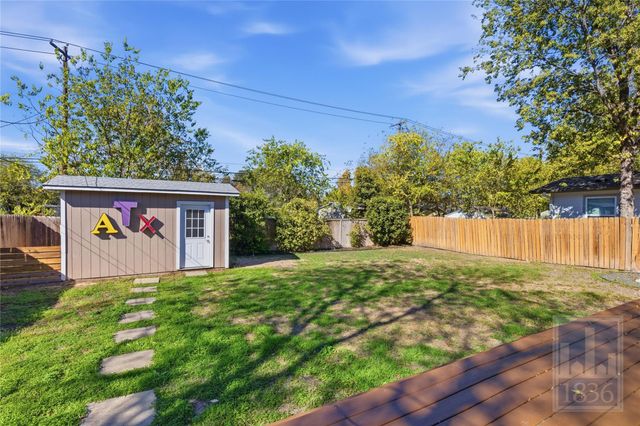 8324 Burrell DR, Austin, TX 78757