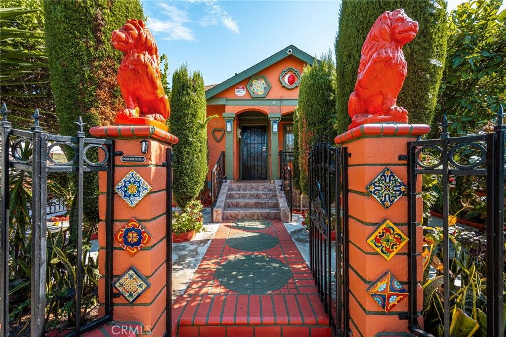 Image 1 of property listing at 1330 E 33rd, Los Angeles, CA 90011