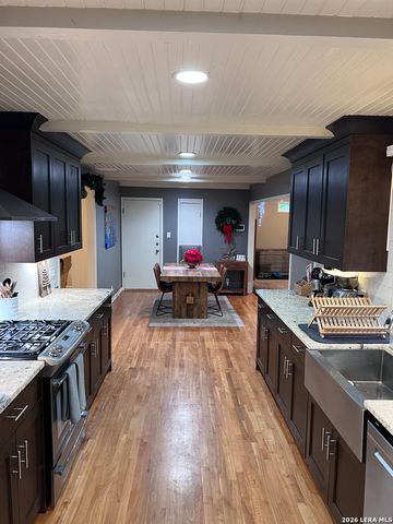 211 Robinhood, San Antonio, TX 78209