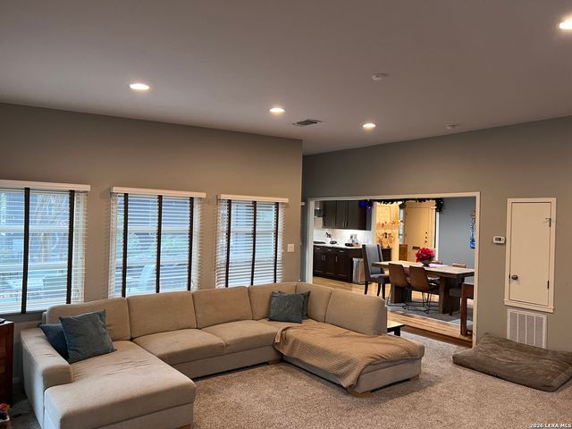 211 Robinhood, San Antonio, TX 78209