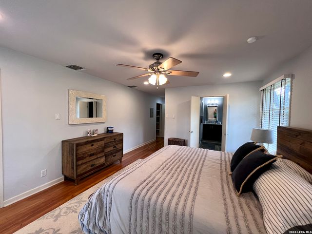 211 Robinhood, San Antonio, TX 78209