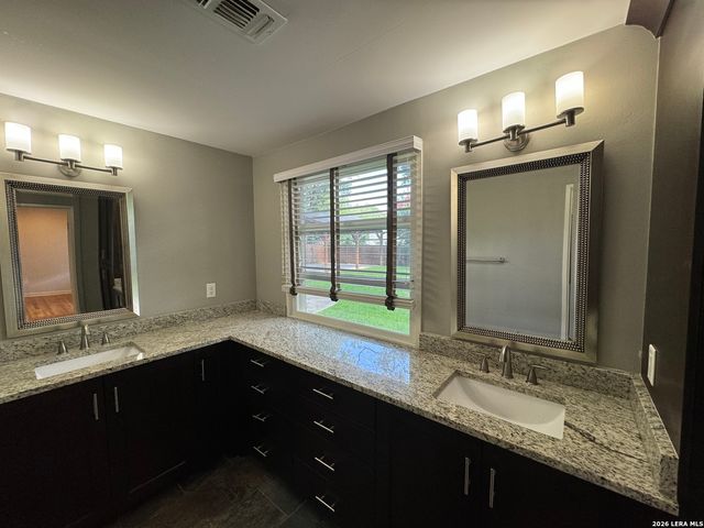 211 Robinhood, San Antonio, TX 78209