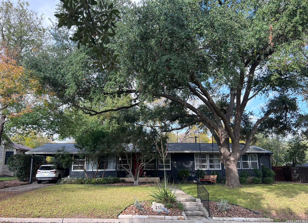 211 Robinhood, San Antonio, TX 78209