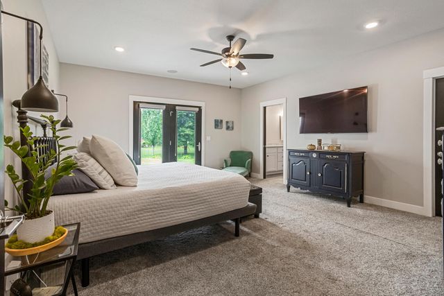 4203 Curtis Meadow Drive, Champaign, IL 61822