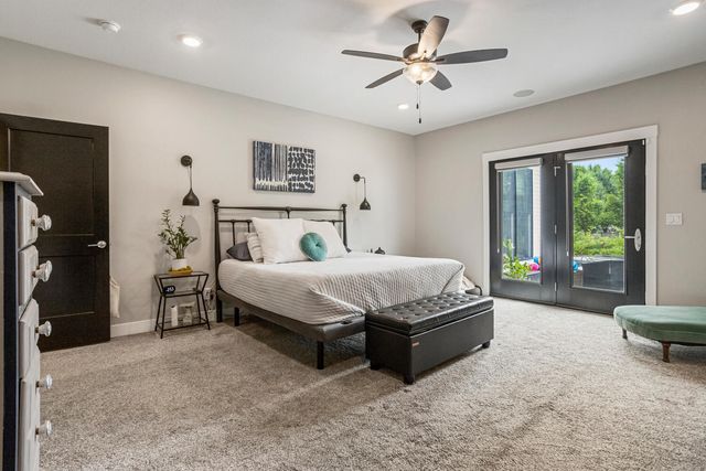 4203 Curtis Meadow Drive, Champaign, IL 61822