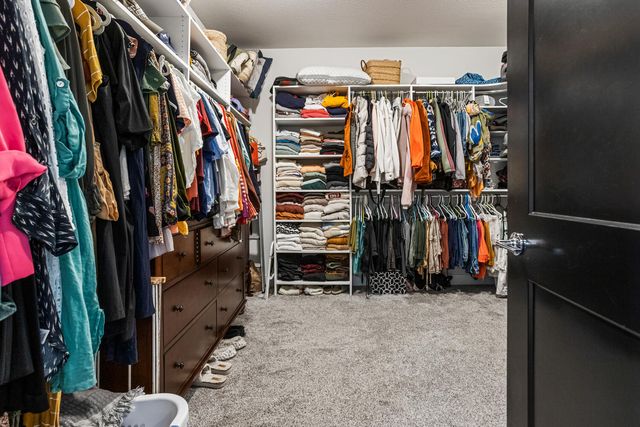 4203 Curtis Meadow Drive, Champaign, IL 61822