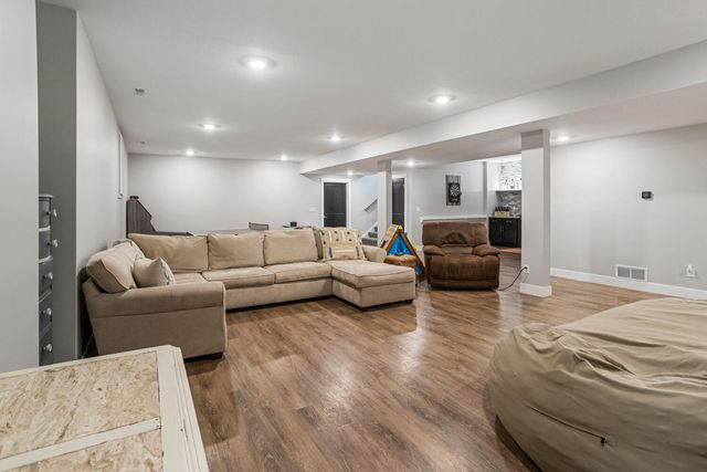 4203 Curtis Meadow Drive, Champaign, IL 61822