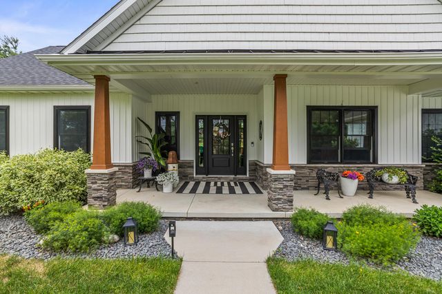 4203 Curtis Meadow Drive, Champaign, IL 61822