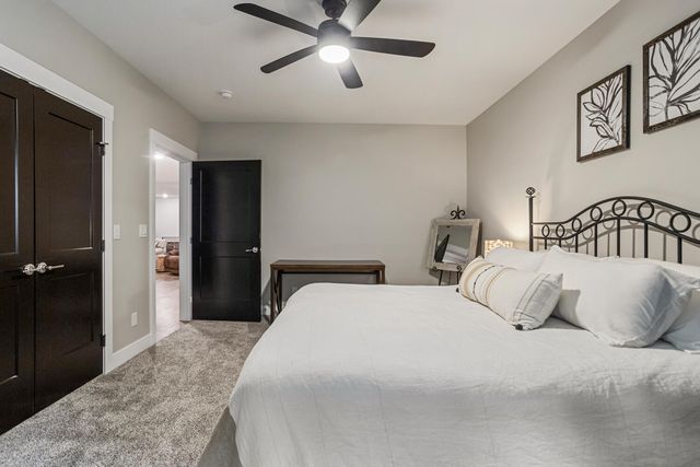 4203 Curtis Meadow Drive, Champaign, IL 61822