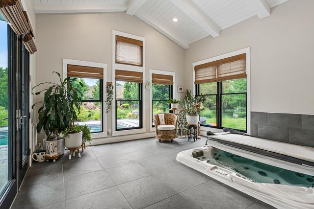 4203 Curtis Meadow Drive, Champaign, IL 61822