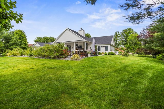 4203 Curtis Meadow Drive, Champaign, IL 61822