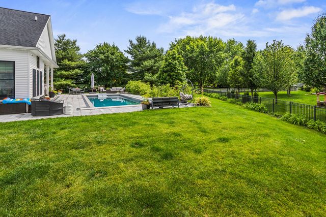 4203 Curtis Meadow Drive, Champaign, IL 61822