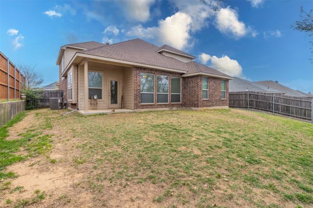 1129 Hidden Lake Drive, Burleson, TX 76028
