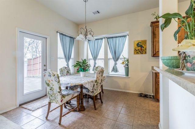1129 Hidden Lake Drive, Burleson, TX 76028