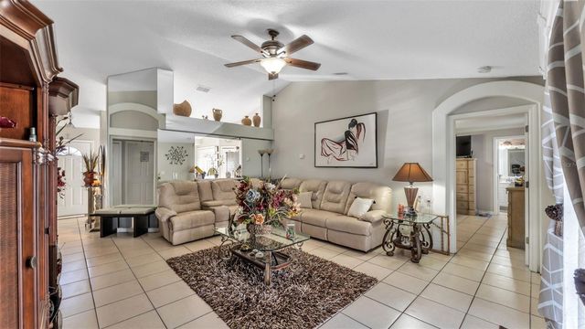 5410 LINDBURG STREET, Riverview, FL 33578