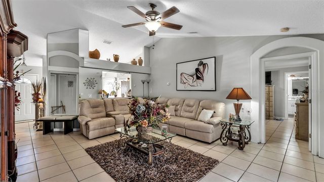 5410 LINDBURG STREET, Riverview, FL 33578