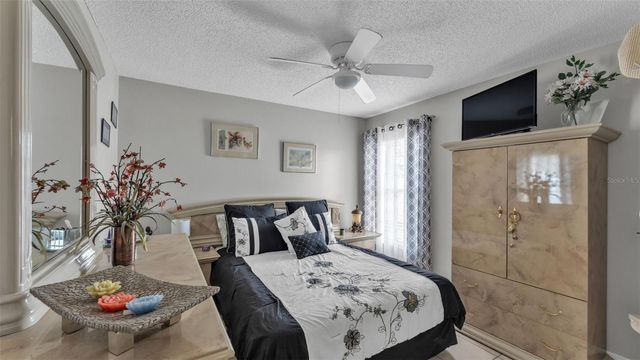 5410 LINDBURG STREET, Riverview, FL 33578