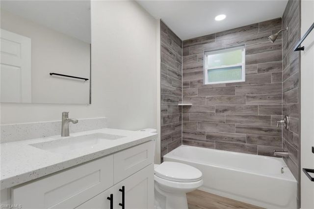 26630 Noble LN, Bonita Springs, FL 34135