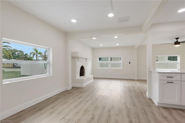 26630 Noble LN, Bonita Springs, FL 34135